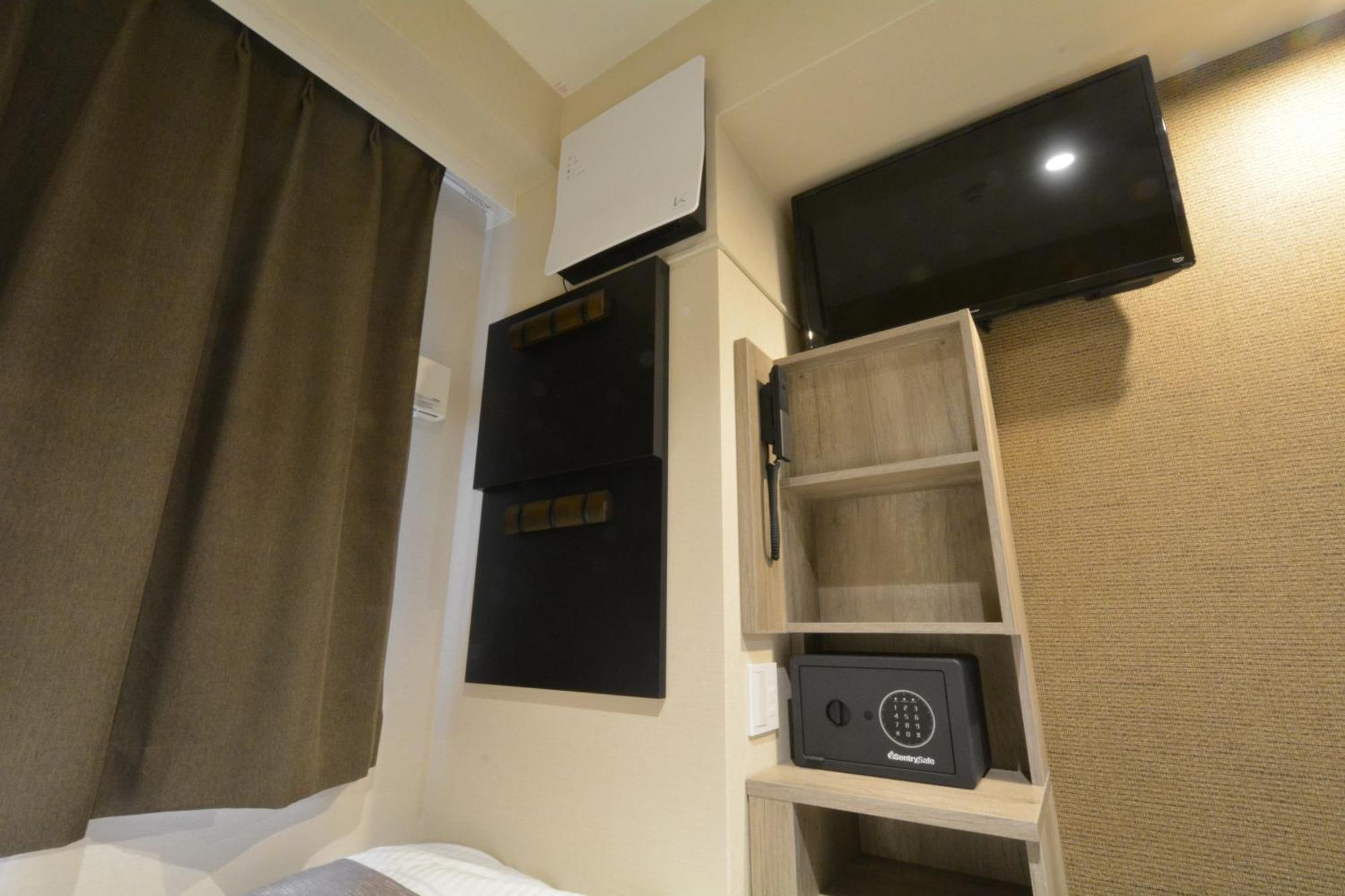 Hotel Sanrriott Shinsaibashi Osaka Exterior photo